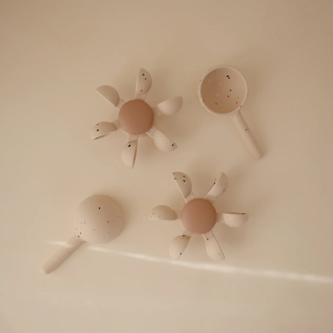 Mushie Bath Toy Water Wheel