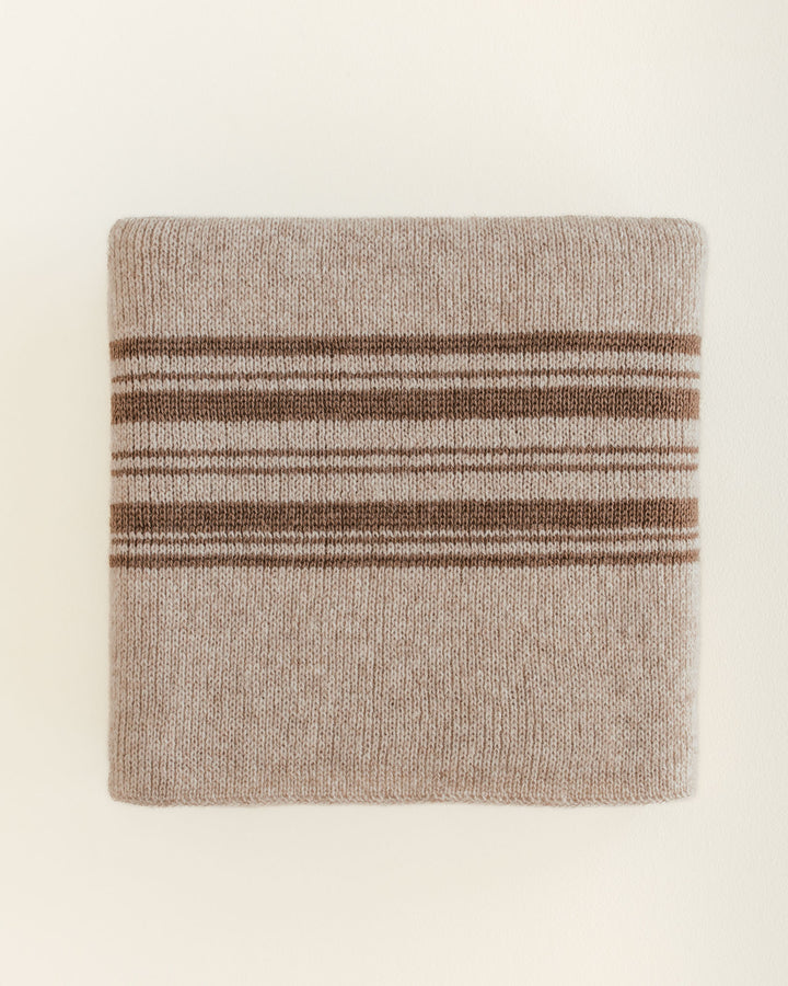 Hvid Blanket Gilbert Sand - Walnut