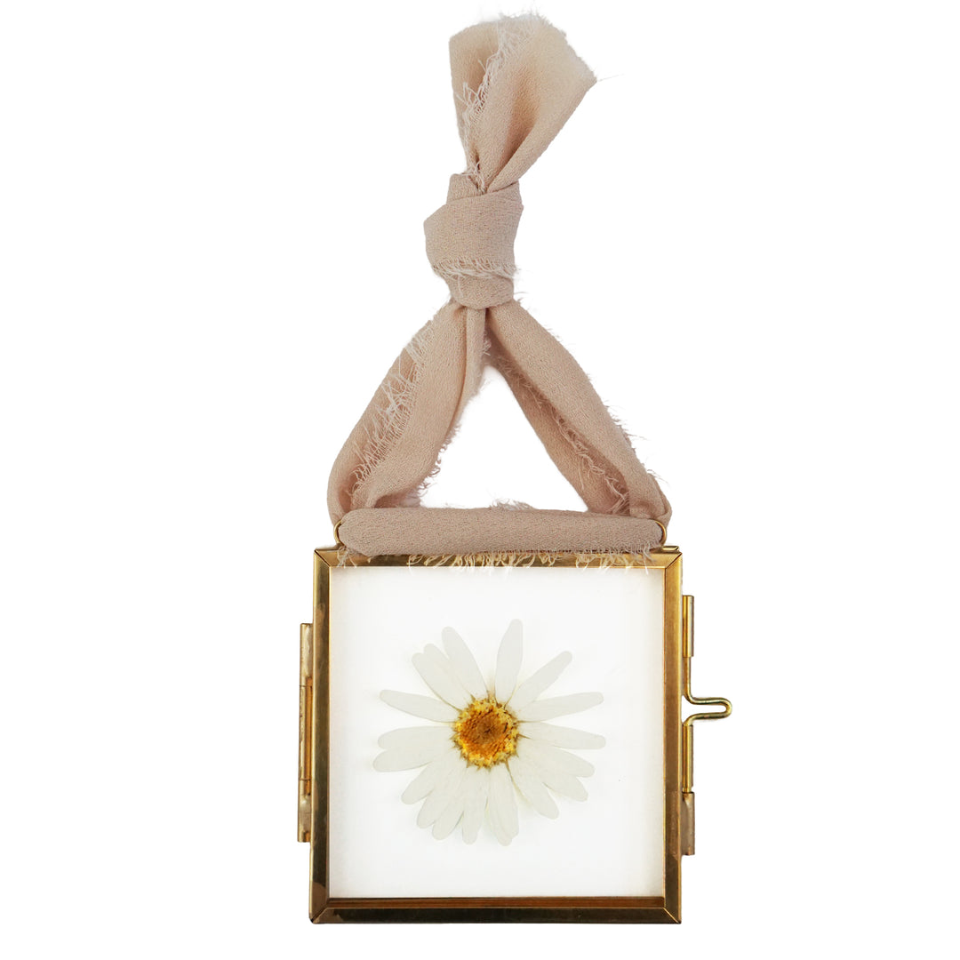 Wall Frame Dried Flower White