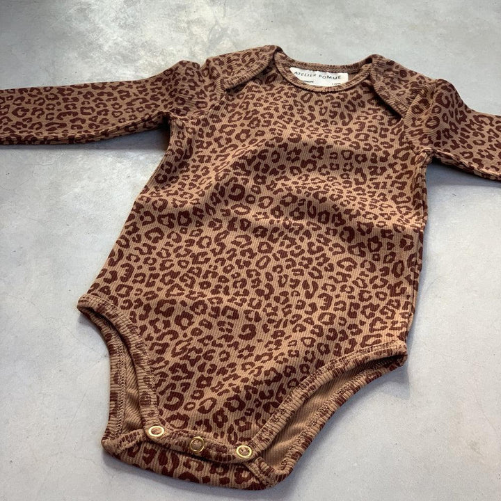 Atelier Pomme Leopard Print Body Brown